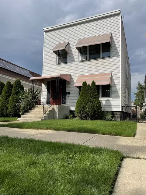 2518 W 40th St, Chicago, IL 60632