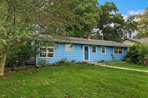38606 N Beechwood Ave, Spring Grove, IL 60081