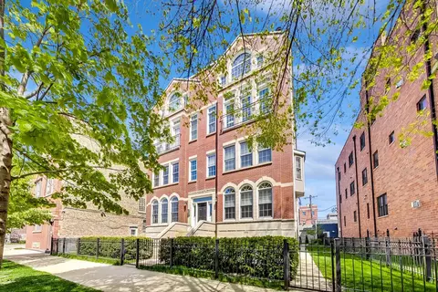 1950 W Fletcher St #1E, Chicago, IL 60657