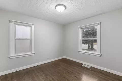 6837 S Roberts Rd, Bridgeview, IL 60455 photo 13