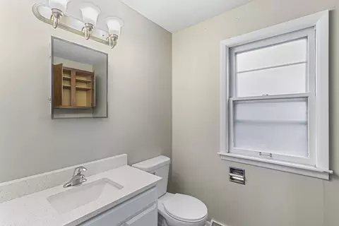 6837 S Roberts Rd, Bridgeview, IL 60455 photo 10