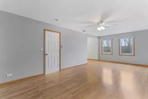 6837 S Roberts Rd, Bridgeview, IL 60455 photo 20
