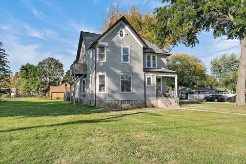 11602 Main St, Huntley, IL 60142