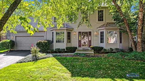 4715 Middle Rd, Gurnee, IL 60031