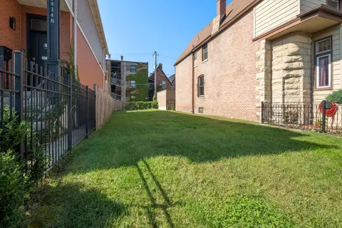 4146 S Lake Park Ave, Chicago, IL 60653