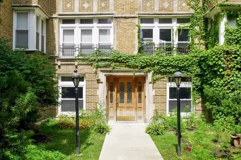 1626 W Farwell Ave #1F, Chicago, IL 60626