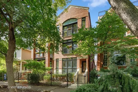 2622 N Mildred Ave #1, Chicago, IL 60614