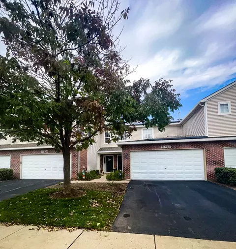21528 Eich Dr, Crest Hill, IL 60403 photo 2