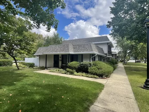 1128 San Simeon Dr, Hanover Park, IL 60133