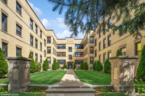 4825 N Kimball Ave #2, Chicago, IL 60625