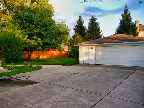 8505 State Rd, Burbank, IL 60459 photo 21