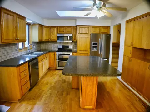 8505 State Rd, Burbank, IL 60459 photo 9