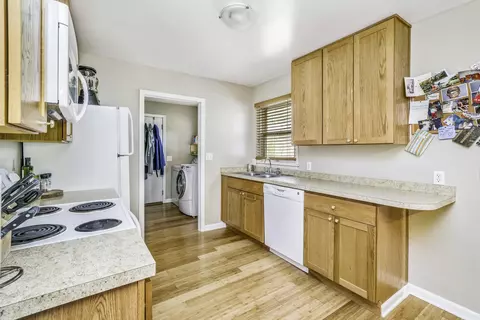 1122 E Arnold St, Sandwich, IL 60548 photo 4