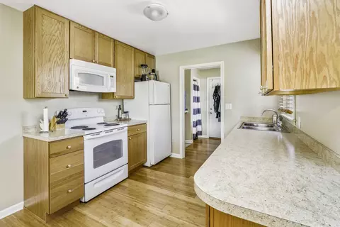 1122 E Arnold St, Sandwich, IL 60548 photo 3