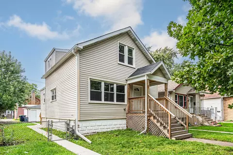 9426 S Utica Ave, Evergreen Park, IL 60805