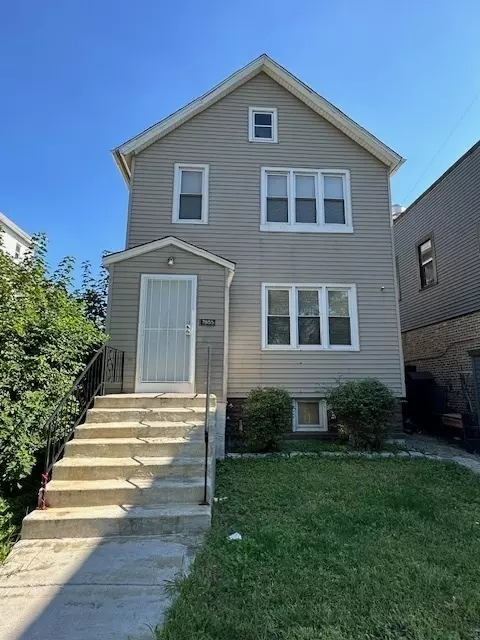 7855 S Woodlawn Ave, Chicago, IL 60619