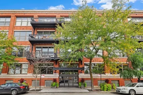 1040 W Adams St #453, Chicago, IL 60607