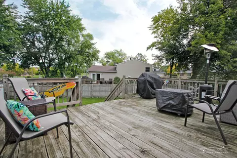 548 Northgate Rd, Lindenhurst, IL 60046 photo 14
