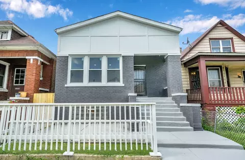 7318 S May St, Chicago, IL 60621