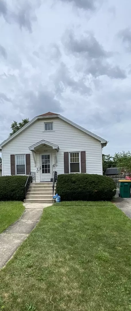1515 Dearborn St, Joliet, IL 60435