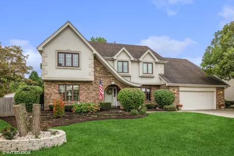 8717 Surrey Park, Palos Hills, IL 60465