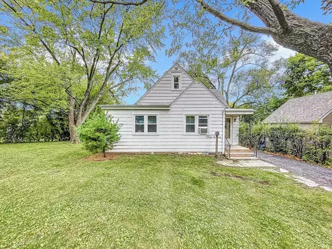 316 Kenwood Dr, Round Lake Park, IL 60073