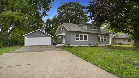 1533 Harlem Rd, Loves Park, IL 61111