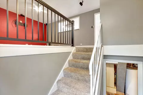1009 Frank Dr, Champaign, IL 61821 photo 7