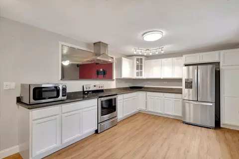 1009 Frank Dr, Champaign, IL 61821 photo 13