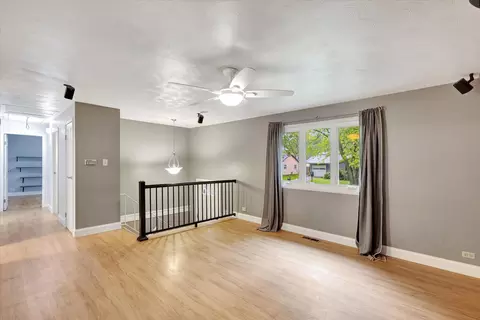 1009 Frank Dr, Champaign, IL 61821 photo 10