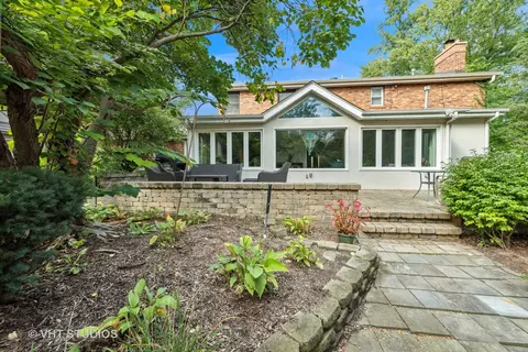 1607 Hertel Ln, Deerfield, IL 60015 photo 29