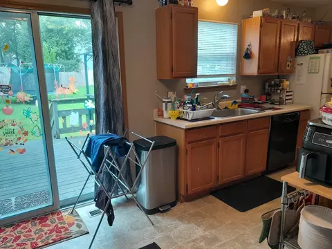 821 Perry Dr, Algonquin, IL 60102 photo 5