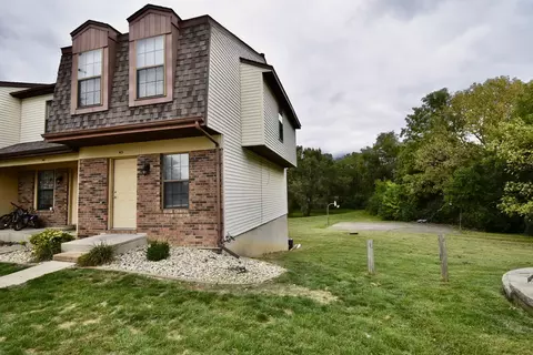 700 N Adelaide St #43, Normal, IL 61761 photo 2