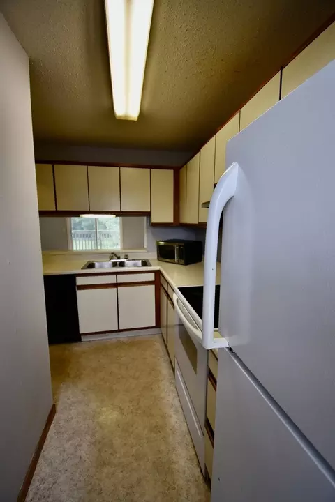 700 N Adelaide St #43, Normal, IL 61761 photo 9