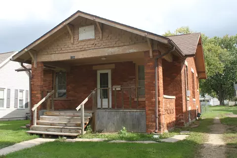 1104 6th Ave, Sterling, IL 61081