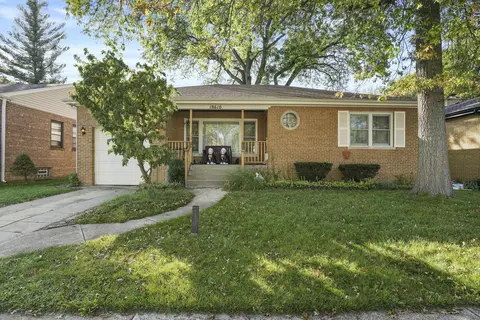 18610 Marshfield Ave, Homewood, IL 60430