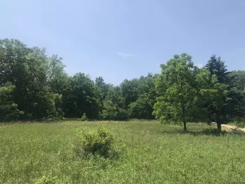 1 Pheasant Run Drive, Saint Charles, IL 60175