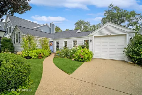 1439 Church St, Northbrook, IL 60062