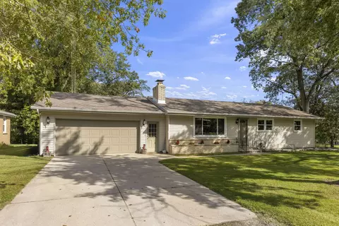 1102 Cecil Dr, Kankakee, IL 60901 photo 2
