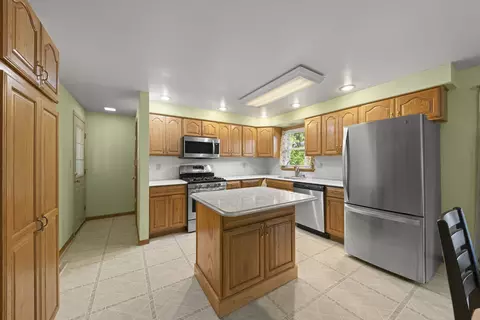 1102 Cecil Dr, Kankakee, IL 60901 photo 8