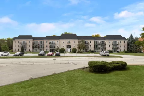 5201 Carriageway Dr #C306, Rolling Meadows, IL 60008