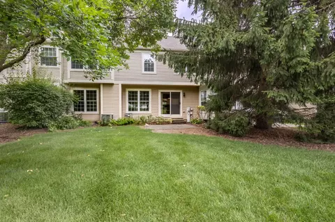 Undisclosed, Hoffman Estates, IL 60192 photo 25