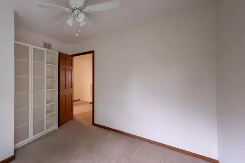 Undisclosed, Hoffman Estates, IL 60192 photo 11