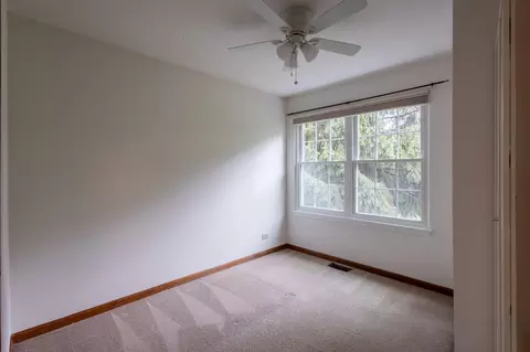 Undisclosed, Hoffman Estates, IL 60192 photo 10