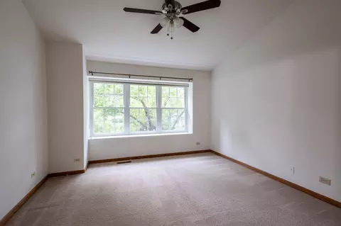 Undisclosed, Hoffman Estates, IL 60192 photo 16