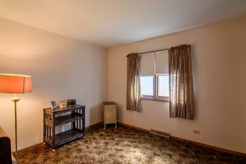 860 Cookane Ave, Elgin, IL 60120 photo 10