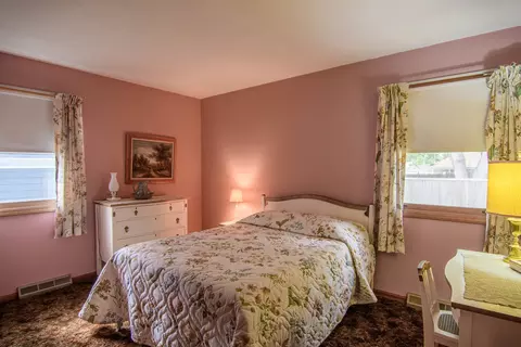 860 Cookane Ave, Elgin, IL 60120 photo 11