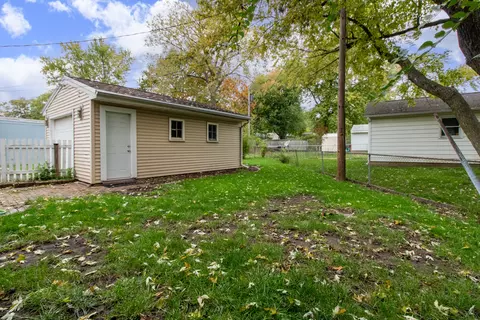 10 Norwood Dr, Normal, IL 61761 photo 23
