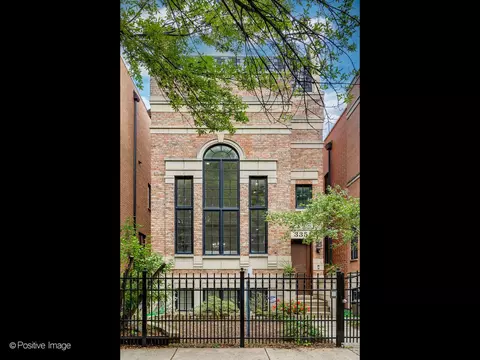 3351 N Lakewood Ave, Chicago, IL 60657