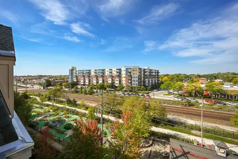 255 E Liberty Dr #705, Wheaton, IL 60187 photo 24